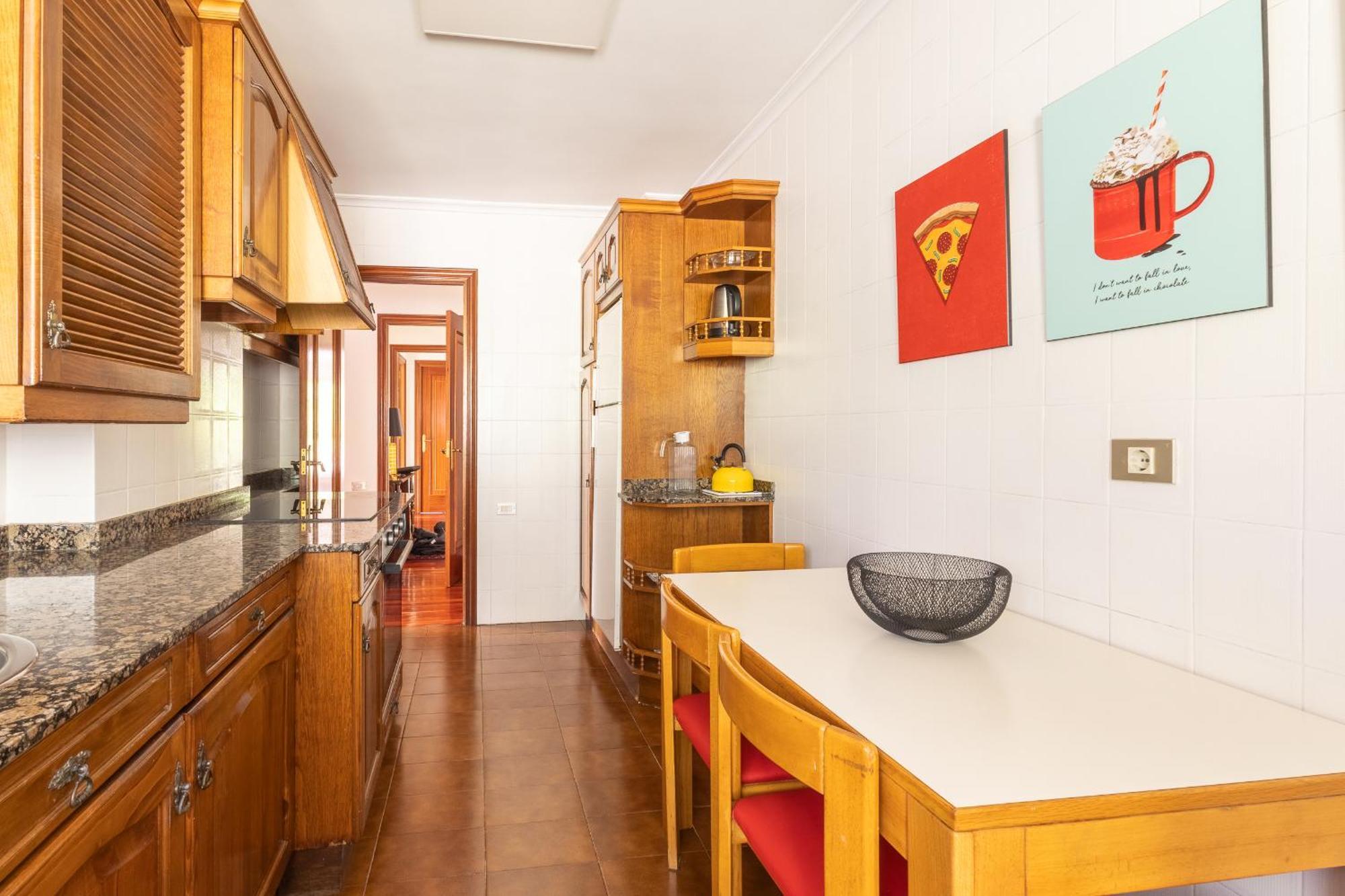 Morada De Lujo En Menendez Pelayo Appartement